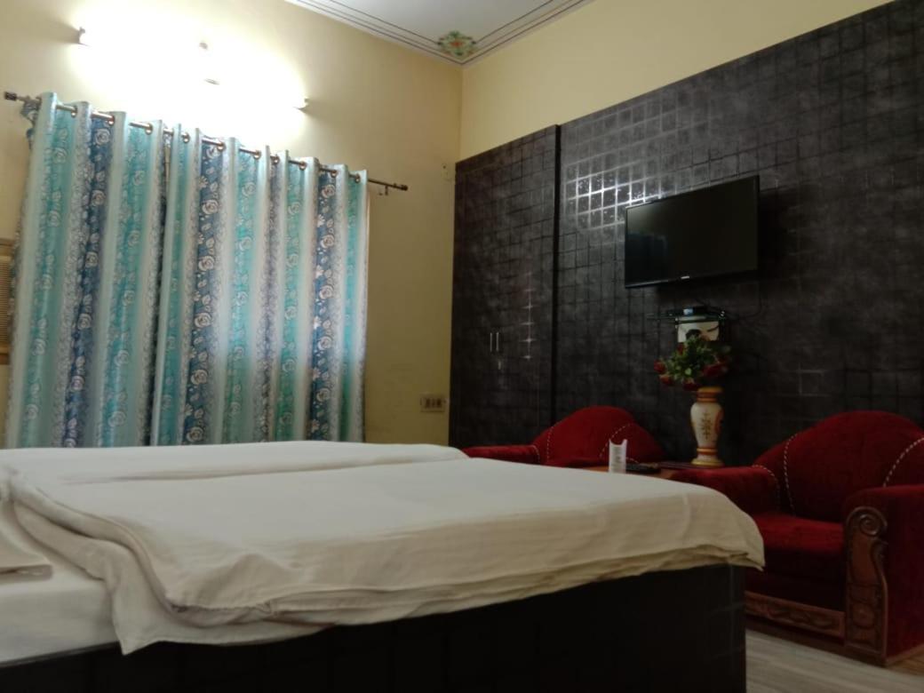 Hotel New Park Pushkar Zewnętrze zdjęcie